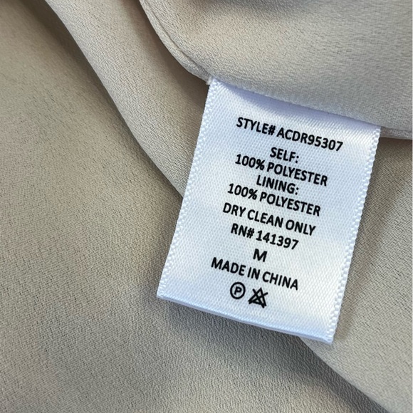 ASTR The Label Livia Textured Eyelash Mini Dress In Cream Size Medium - Picture 5 of 9